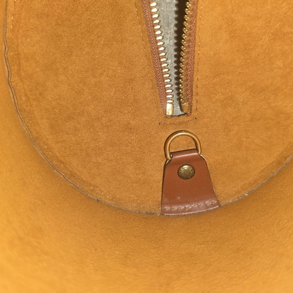 Louis Vuitton Epi Leather Soufflot - Picture 9 of 16